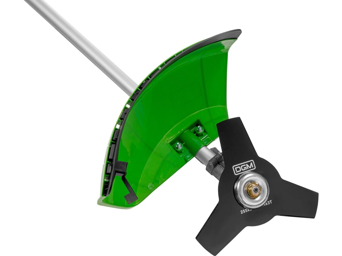 Бензотриммер (кусторез) DGM BC-210