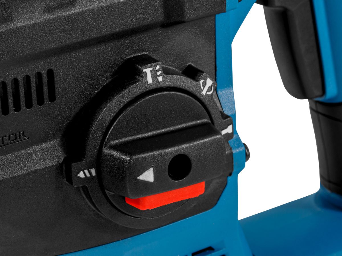 Перфоратор аккумуляторный BULL CBH 1826 Xcase, XLTpro (1 АКБ, 4 А-ч)