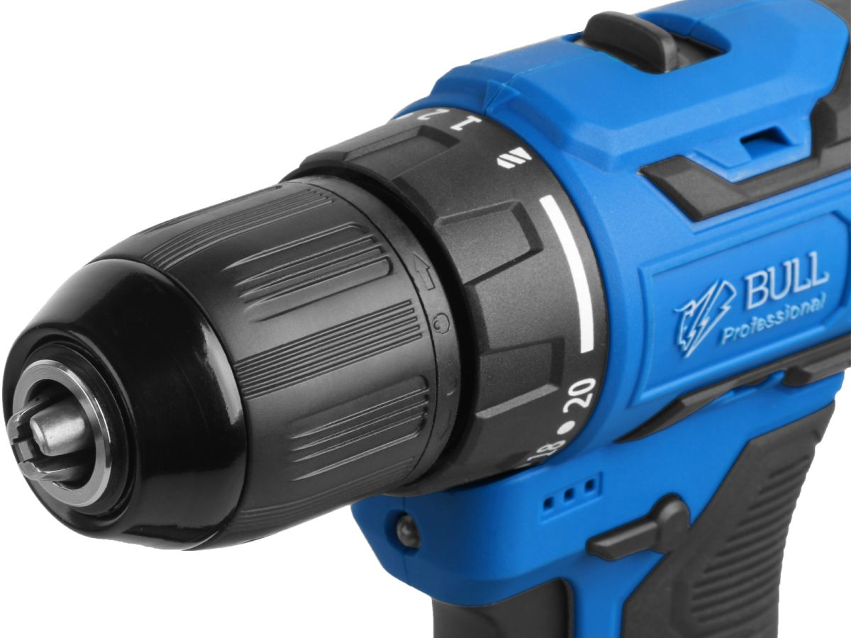 Дрель-шуруповерт аккумуляторная BULL SR 1804 XLTpro SOLO