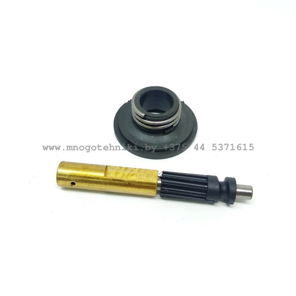 Насос масляный для Husqvarna 135, 140, 340, 345, 435, 440, 445, 450 в комплекте с шестерней привода