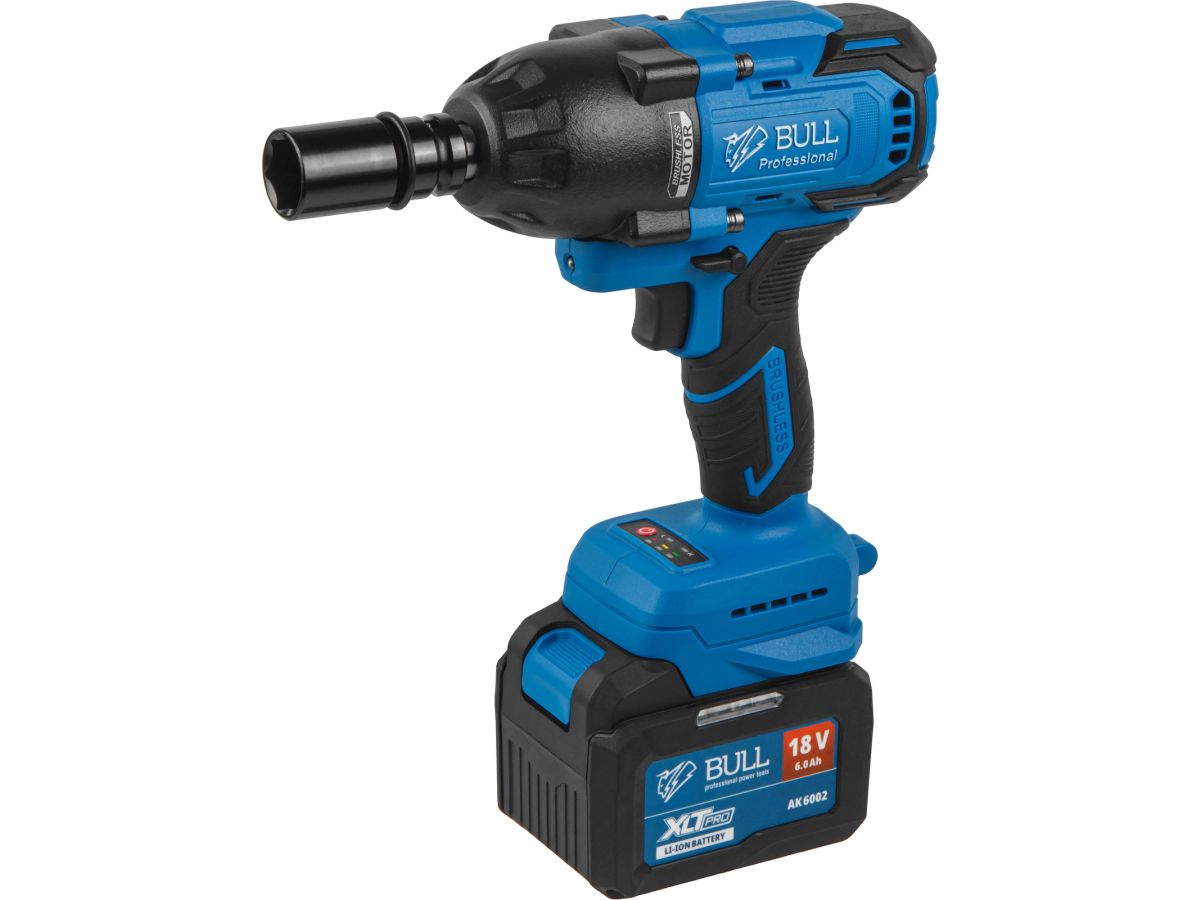Гайковерт аккумуляторный ударный BULL SC 1807 Xcase XLTpro (2 АКБ, 6 А-ч)